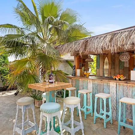 Moai - Plusholidays וילה Casas de Torrat